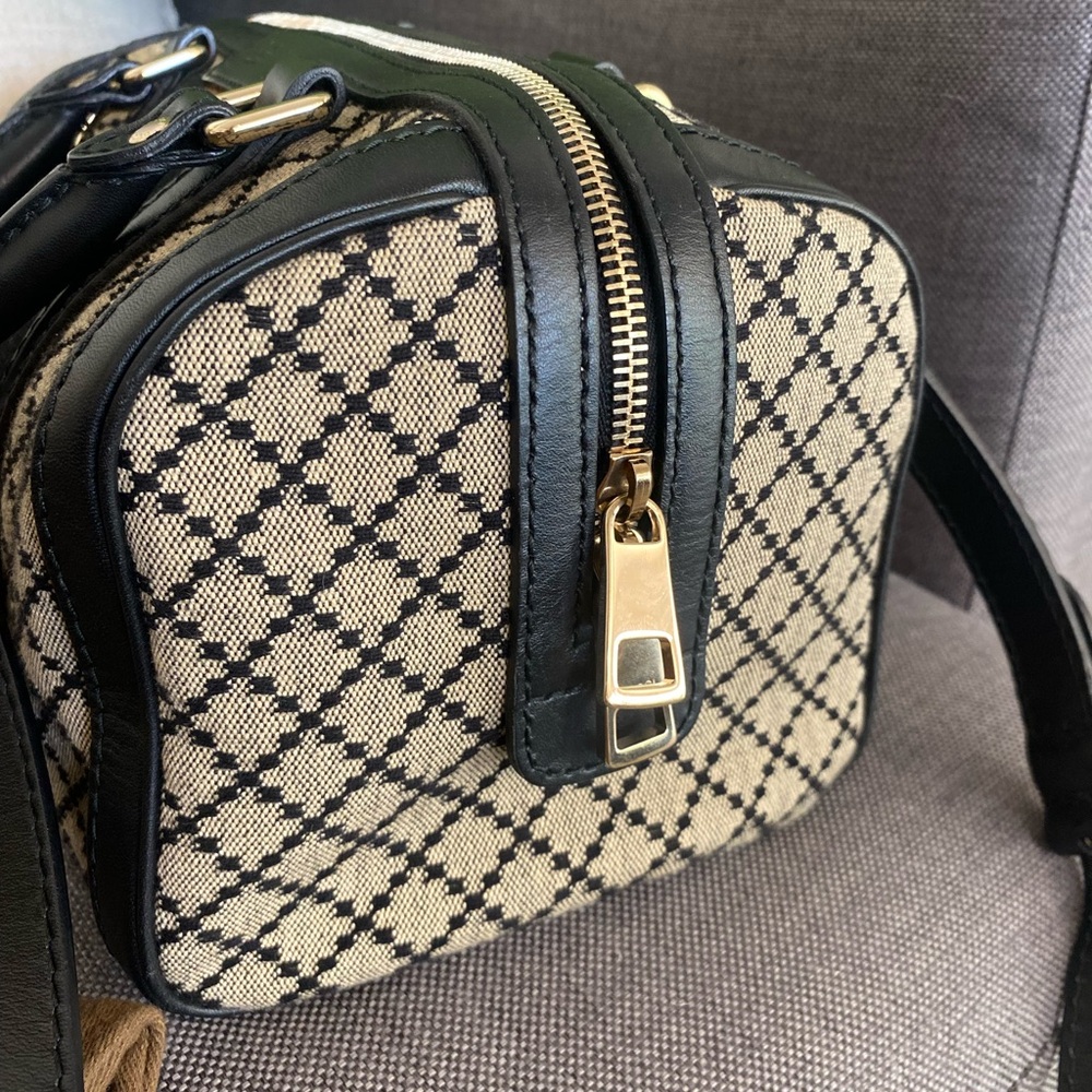 Gucci Boston - Picture 5 of 12